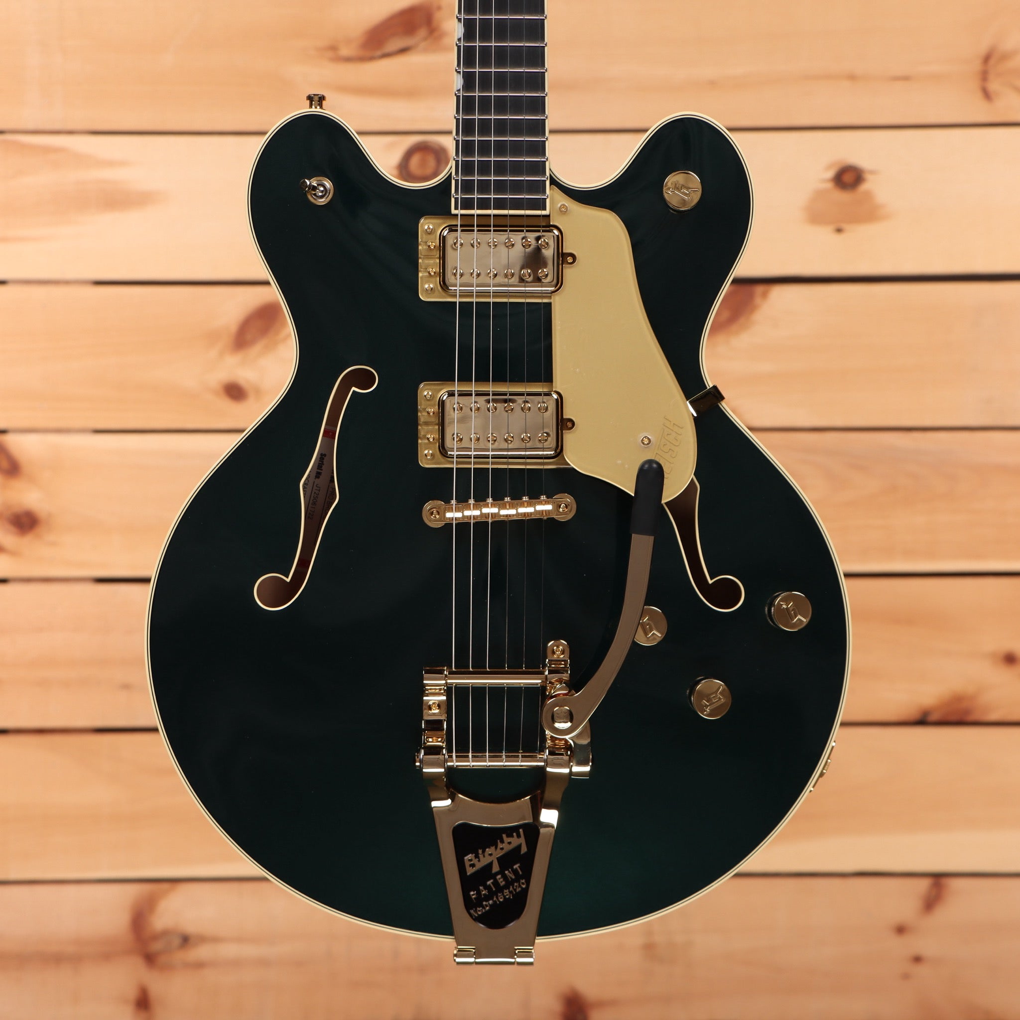 Gretsch Broadkaster LX Center Block semi-hollow electric guitar Cadillac Green with Bigsby tremolo and gold hardware