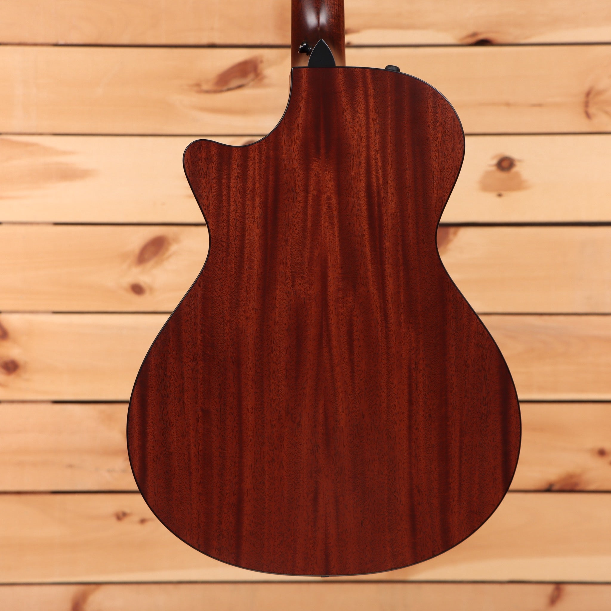 Taylor 322ce Grand Concert acoustic guitar shaded edgeburst finish with venetian cutaway