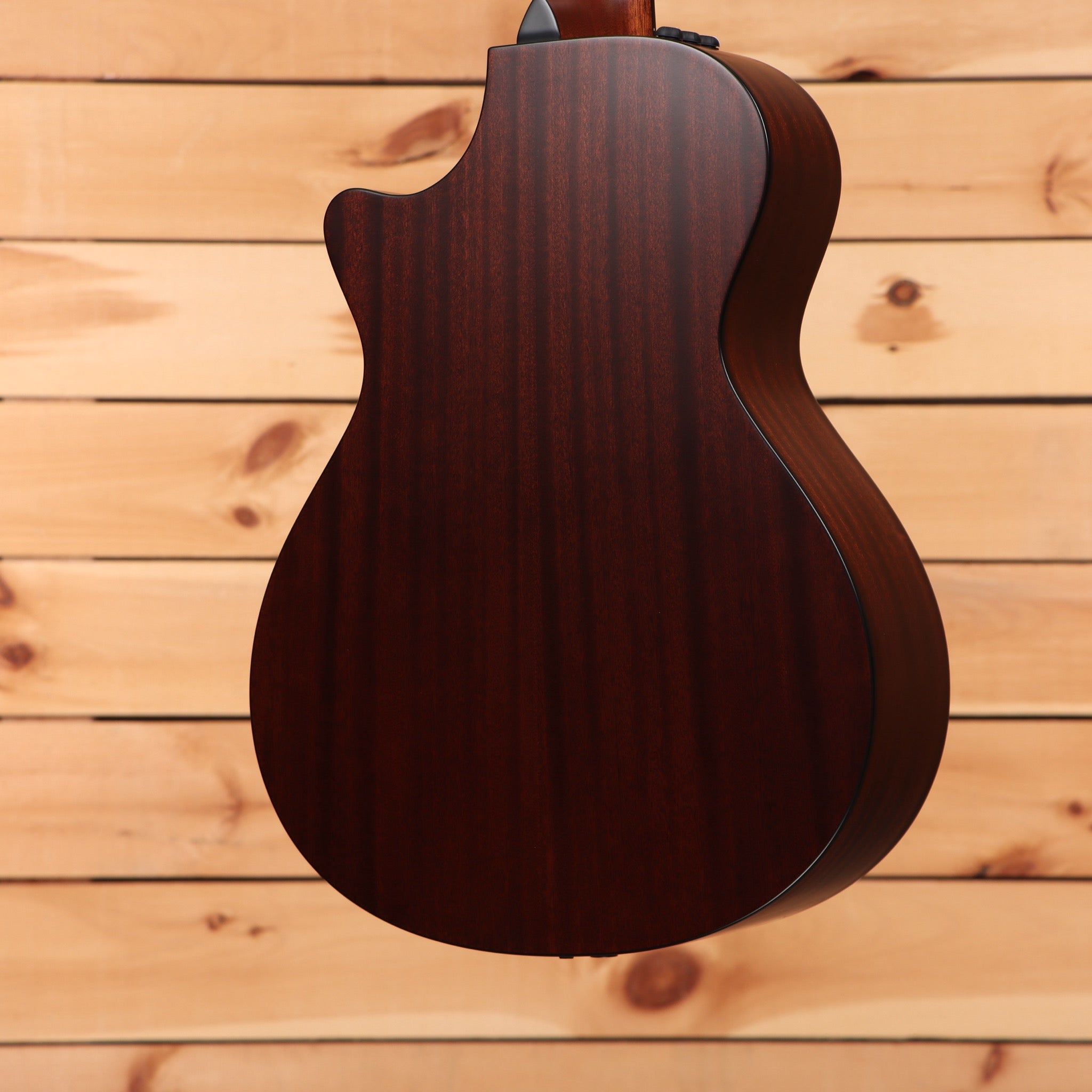 Taylor 312ce 12-fret Grand Concert acoustic guitar natural finish with venetian cutaway