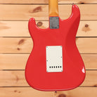 Fender Limited Edition American Vintage II 61 Stratocaster electric guitar Fiesta Red with white pickguard