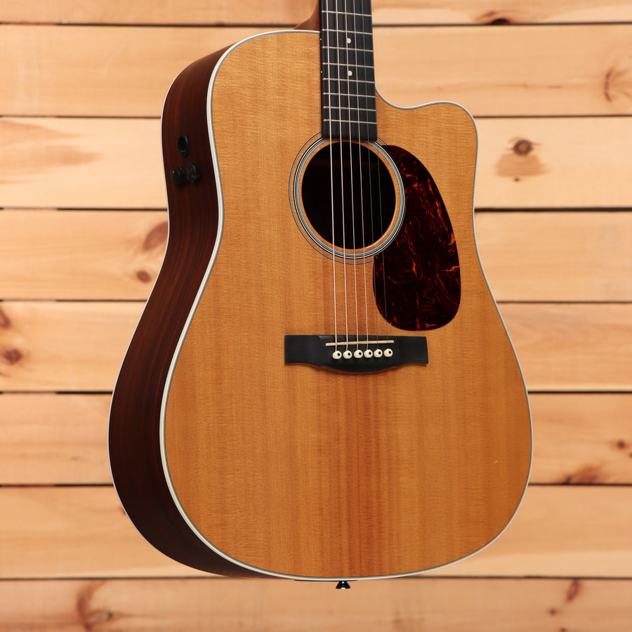 Martin DCPA4-R dreadnought acoustic-electric guitar Natural finish with rosewood back and sides and tortoise pickguard