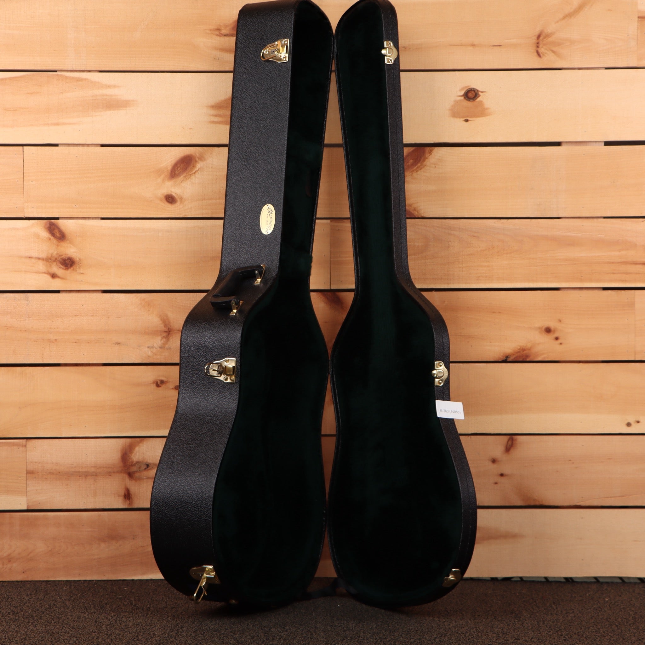 Martin DCPA4-R acoustic guitar hardshell case black with green velvet interior and gold hardware latches