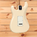 Fender Limited Player II Stratocaster electric guitar Olympic White with white pickguard