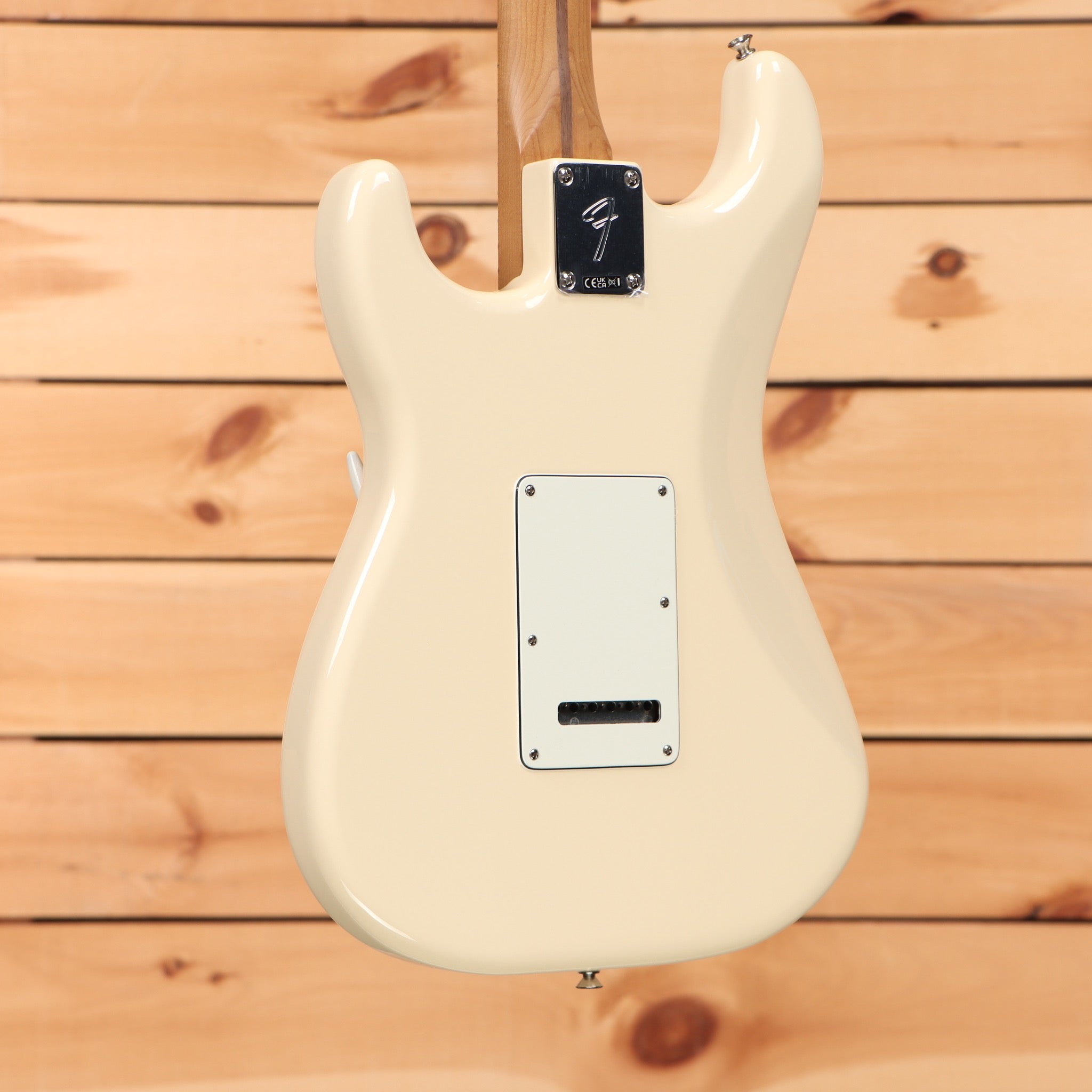 Fender Limited Player II Stratocaster electric guitar Olympic White with white pickguard