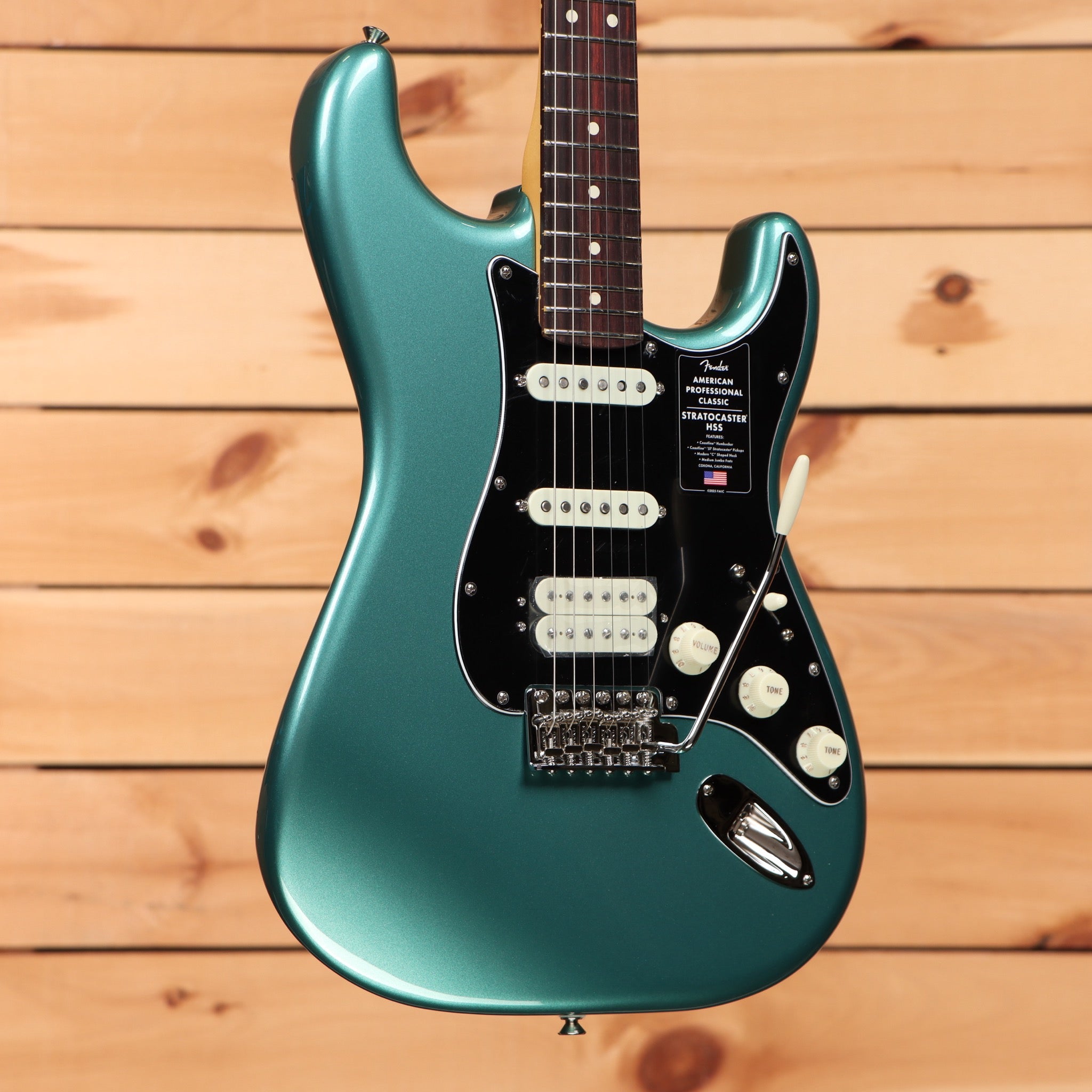 Fender American Professional Classic Stratocaster HSS electric guitar Faded Sherwood Green Metallic with black pickguard