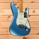 Fender American Professional Classic Stratocaster electric guitar Faded Lake Placid Blue with single-coil pickups