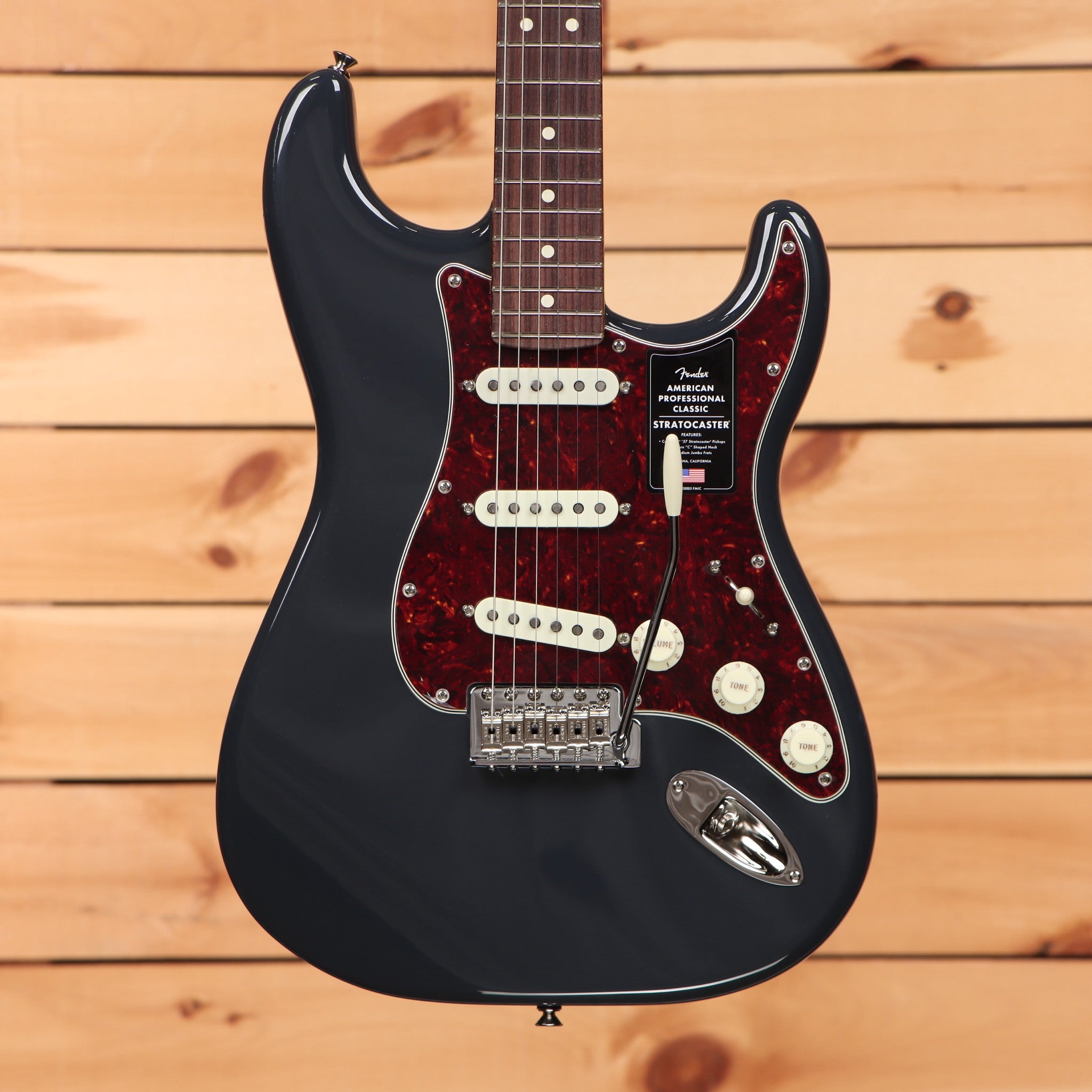 Fender American Professional Stratocaster Classic electric guitar Faded Black with tortoiseshell pickguard