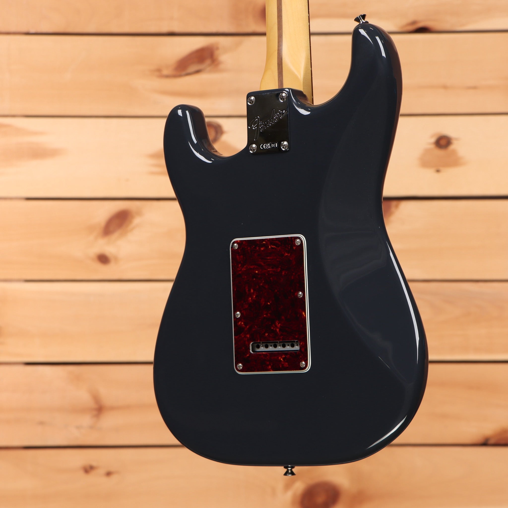 Fender American Professional Stratocaster electric guitar classic faded black with tortoiseshell pickguard