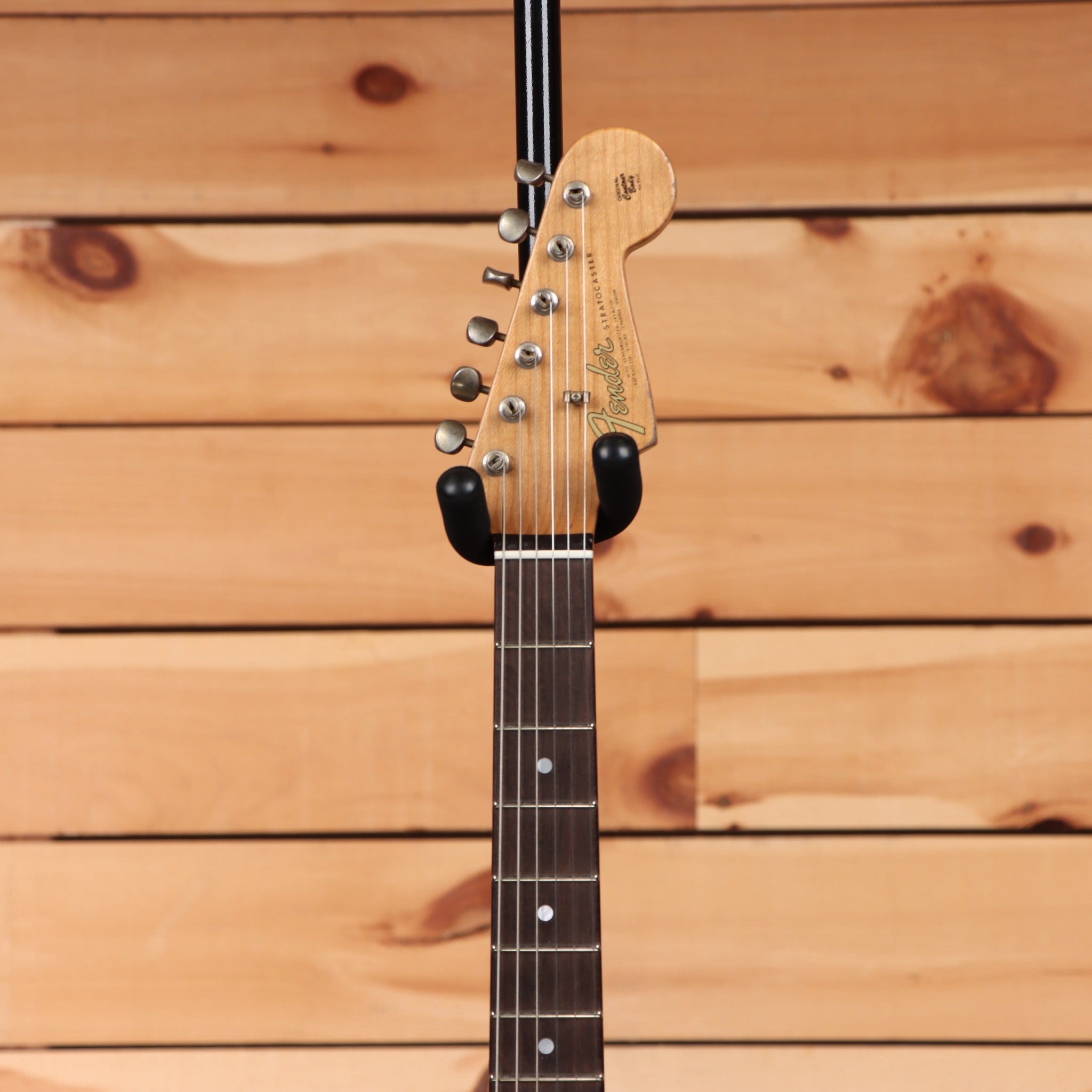 Fender Custom Shop Limited Andy Hicks Masterbuilt 1964 Stratocaster Journeyman Relic electric guitar Aged Daphne Blue with maple neck
