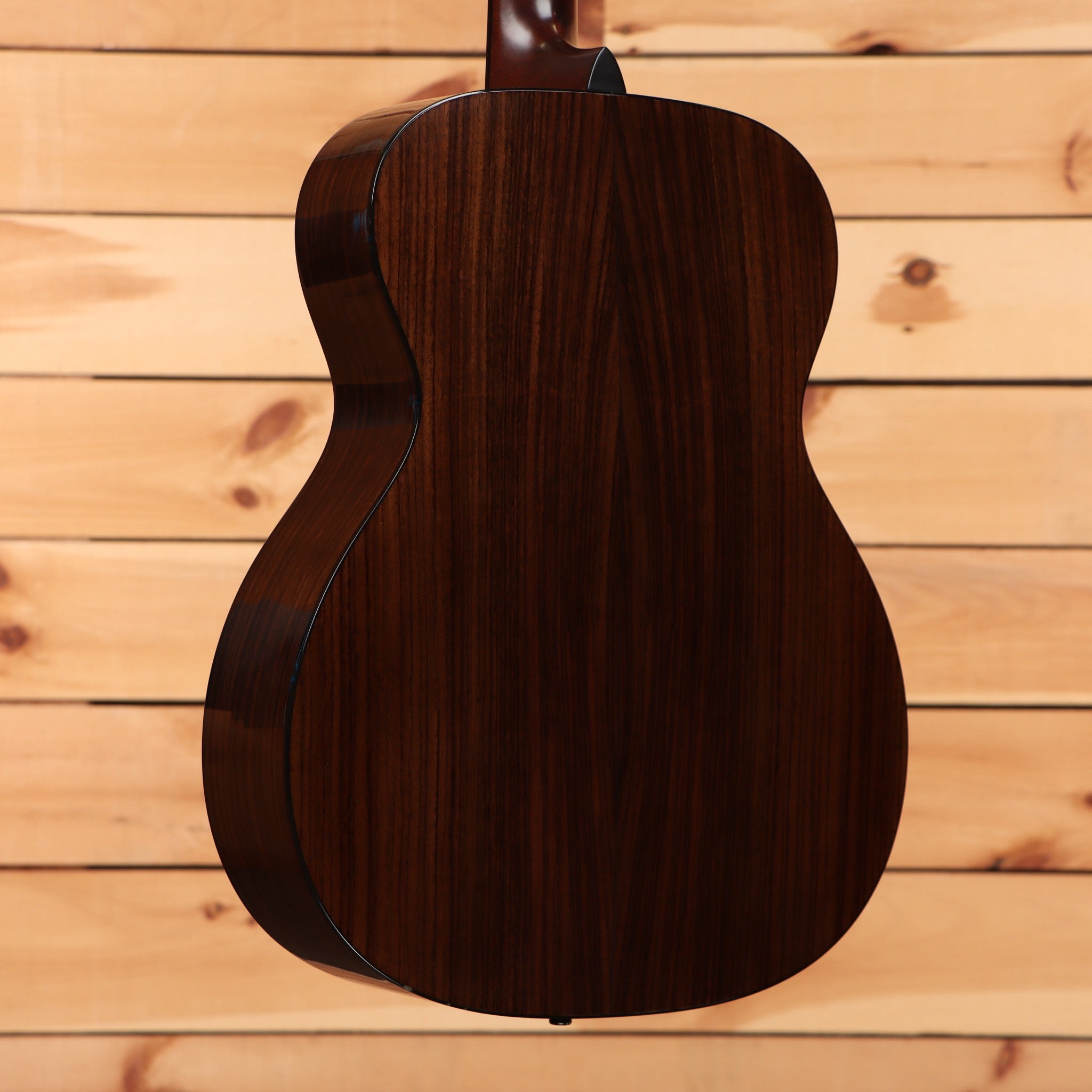 Pre-owned Martin OM21 concert acoustic guitar natural with aging toner rosewood back and sides