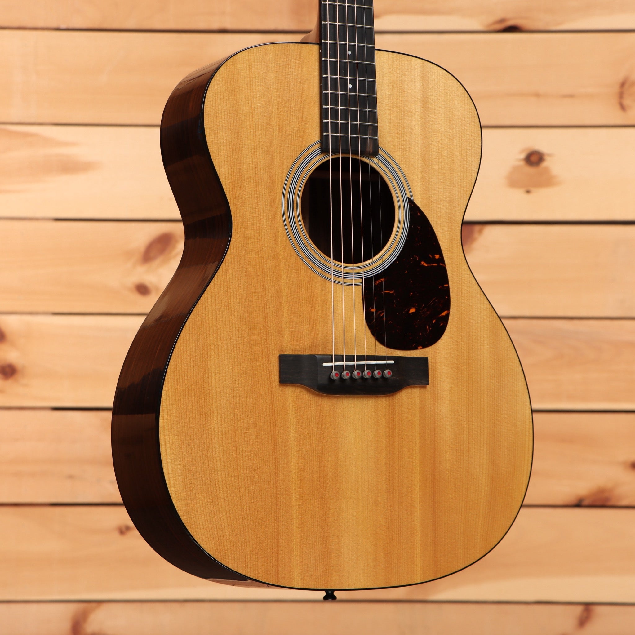 Pre-owned Martin OM-21 Concert acoustic guitar natural finish with aging toner and rosewood back