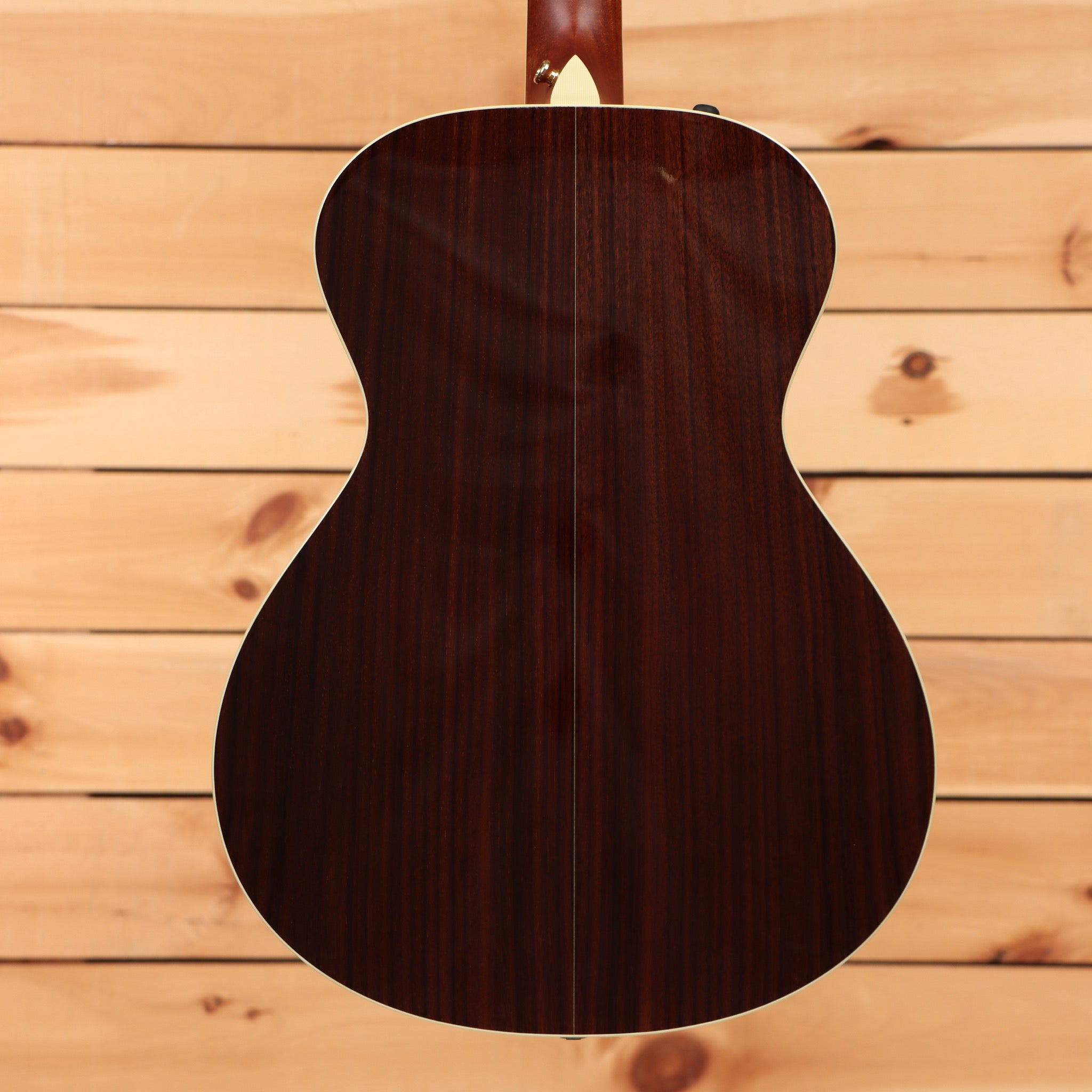 Taylor 12-Fret acoustic guitar natural finish pre-owned with mahogany back and sides
