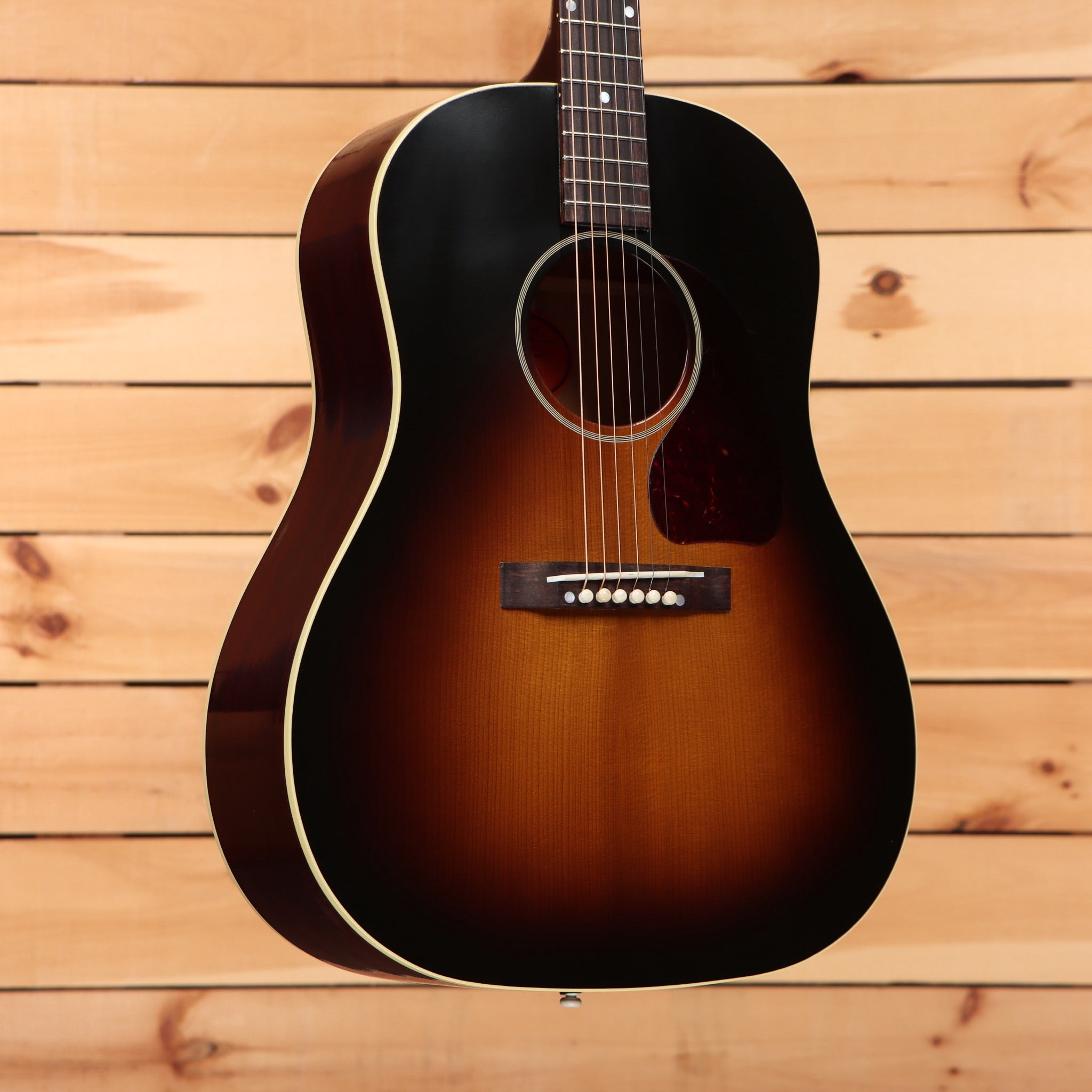 Gibson J-45 Banner acoustic guitar vintage sunburst with cream binding