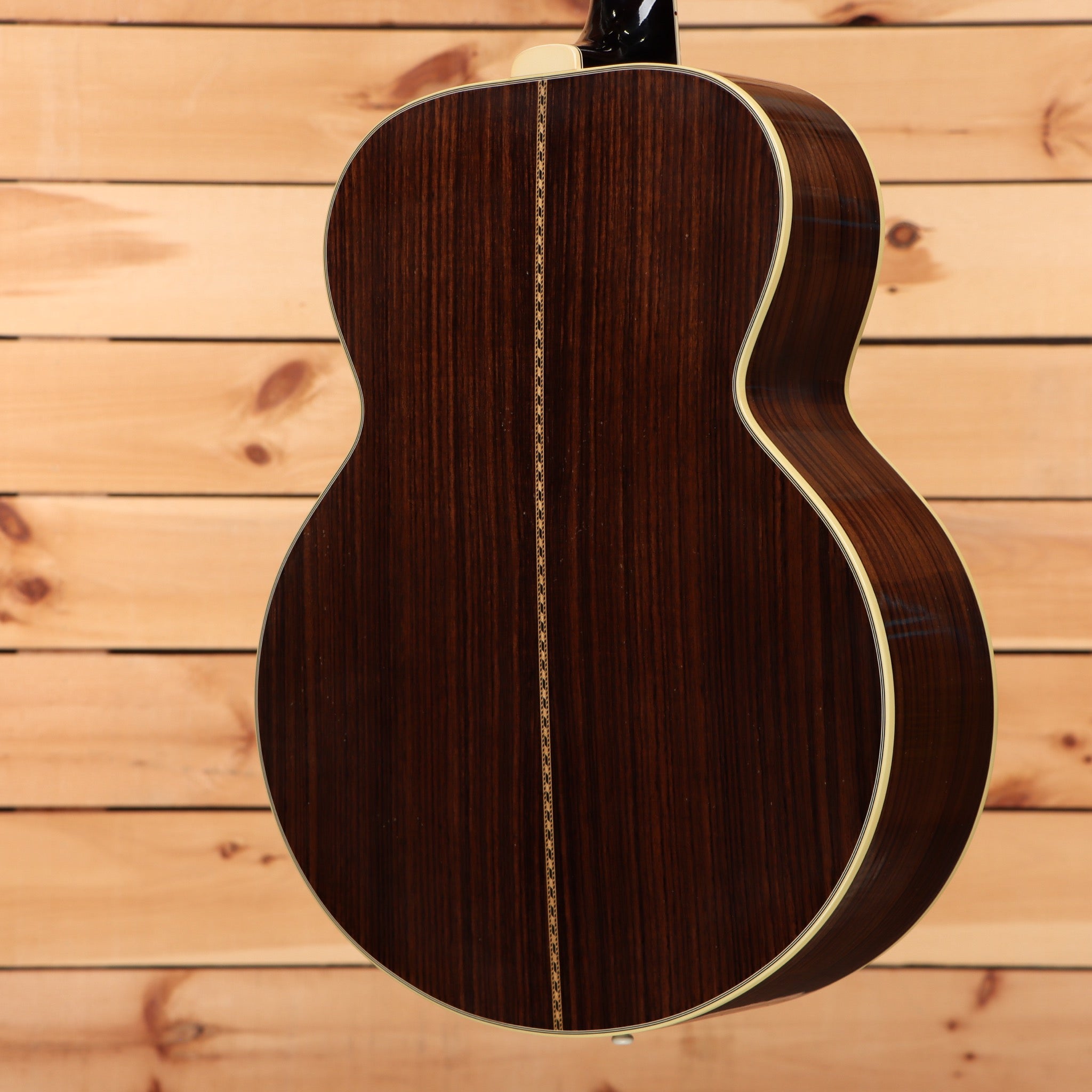 Gibson Prewar SJ200 jumbo acoustic guitar light aged vintage sunburst with rosewood back and sides