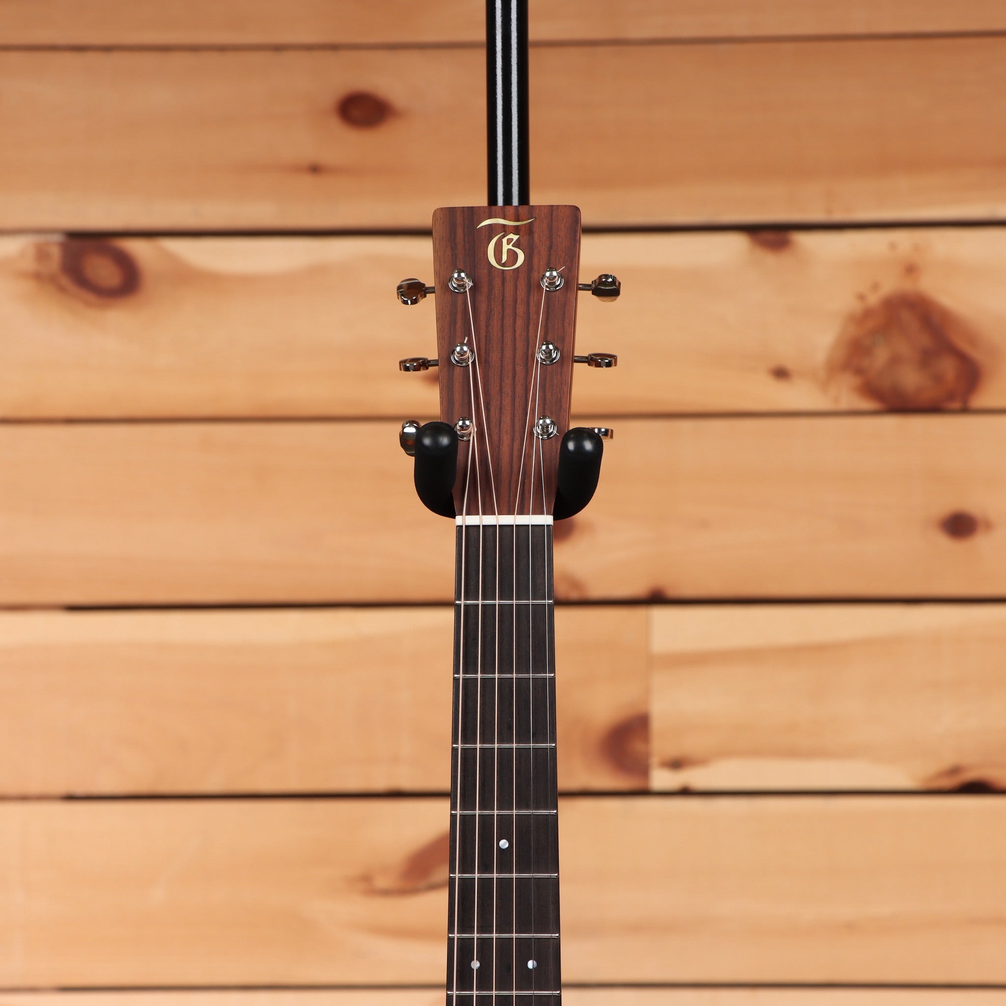 Gallagher Bluegrass Bell acoustic guitar natural finish with rosewood fretboard and chrome tuners