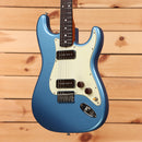 Fender Custom Shop Limited Ariel Posen Stratocaster Journeyman electric guitar Faded Lake Placid Blue with single-coil pickups