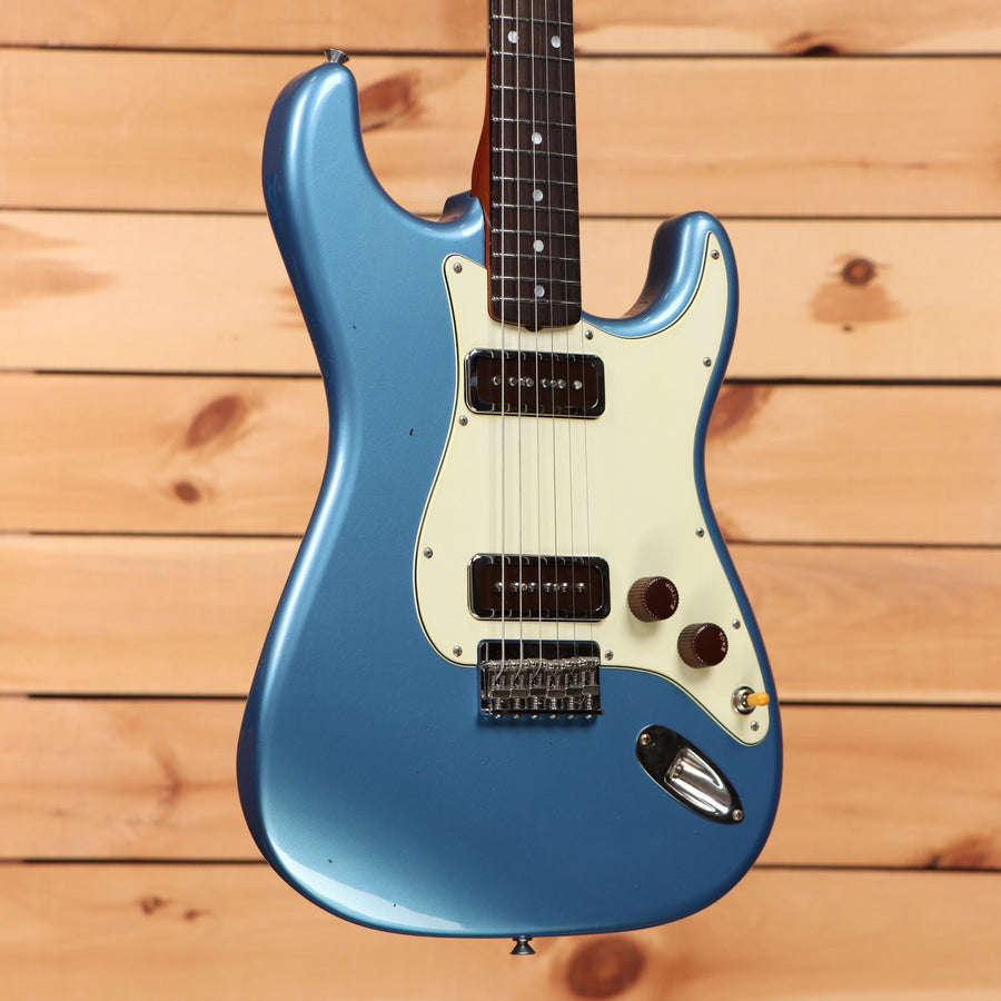 Fender Custom Shop Limited Ariel Posen Stratocaster Journeyman electric guitar Faded Lake Placid Blue with HSS pickup configuration