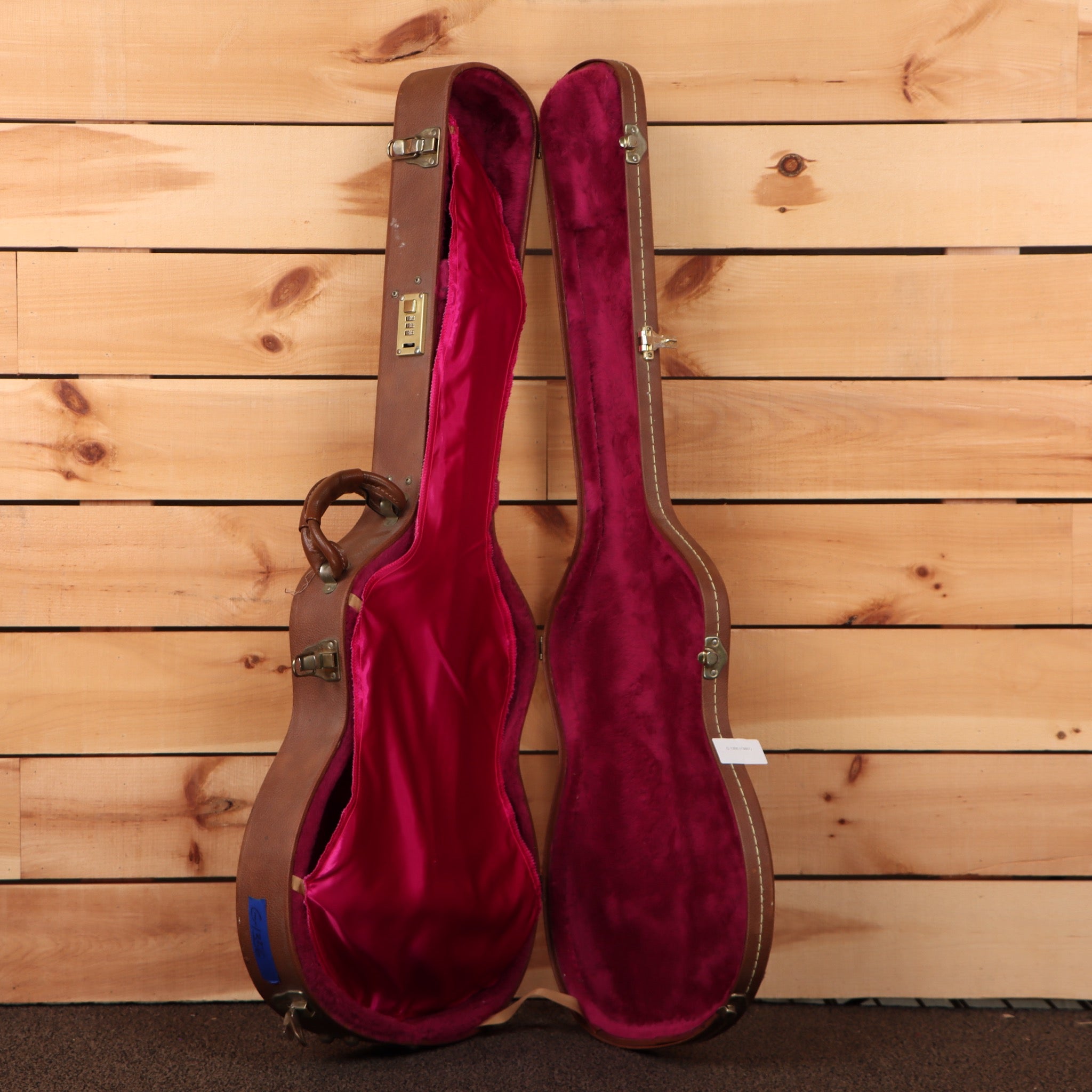 Gibson ES-346 semi-hollow electric guitar Gingerburst with burgundy velvet-lined hard case