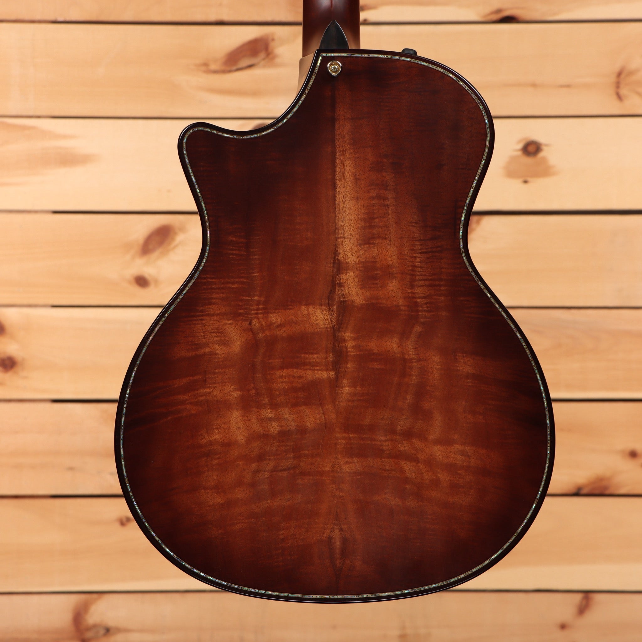 Pre-owned Taylor K24ce Builders Edition acoustic-electric guitar Kona Burst with venetian cutaway