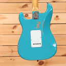 Fender Custom Shop Ltd Namm 2025 Strat Pro Relic electric guitar Taos Turquoise with white pickguard and relic finish