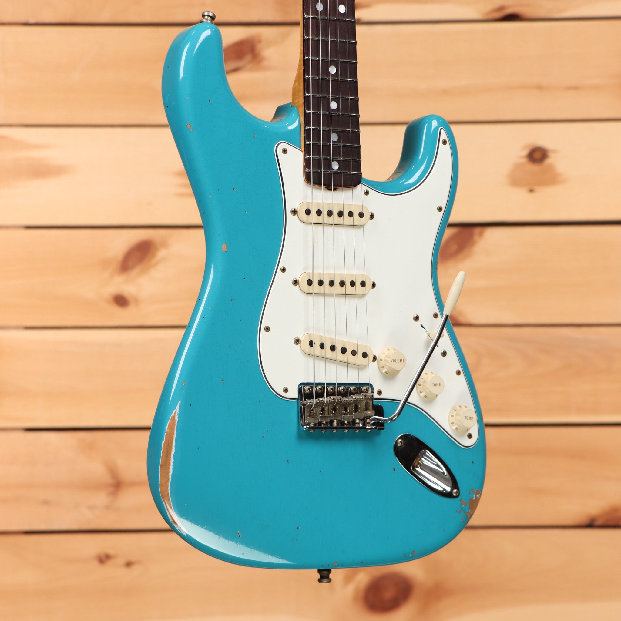 Fender Custom Shop Ltd Namm 2025 Strat Pro Relic electric guitar Taos Turquoise with single-coil pickups