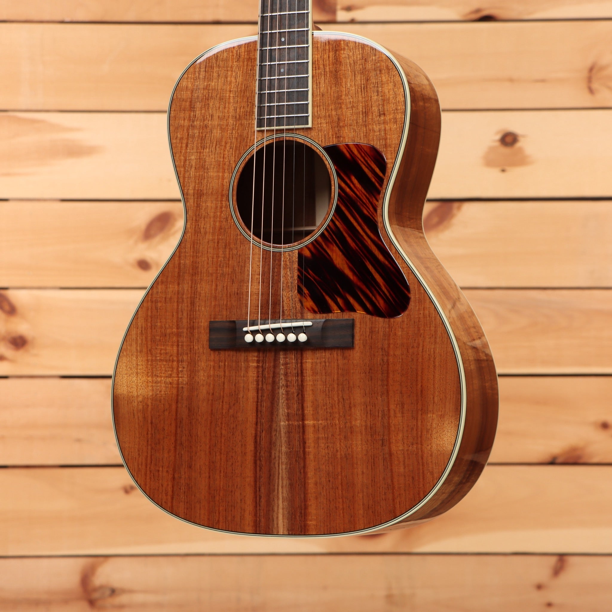 Bourgeois DownEast LDB koa acoustic guitar natural finish with abalone binding