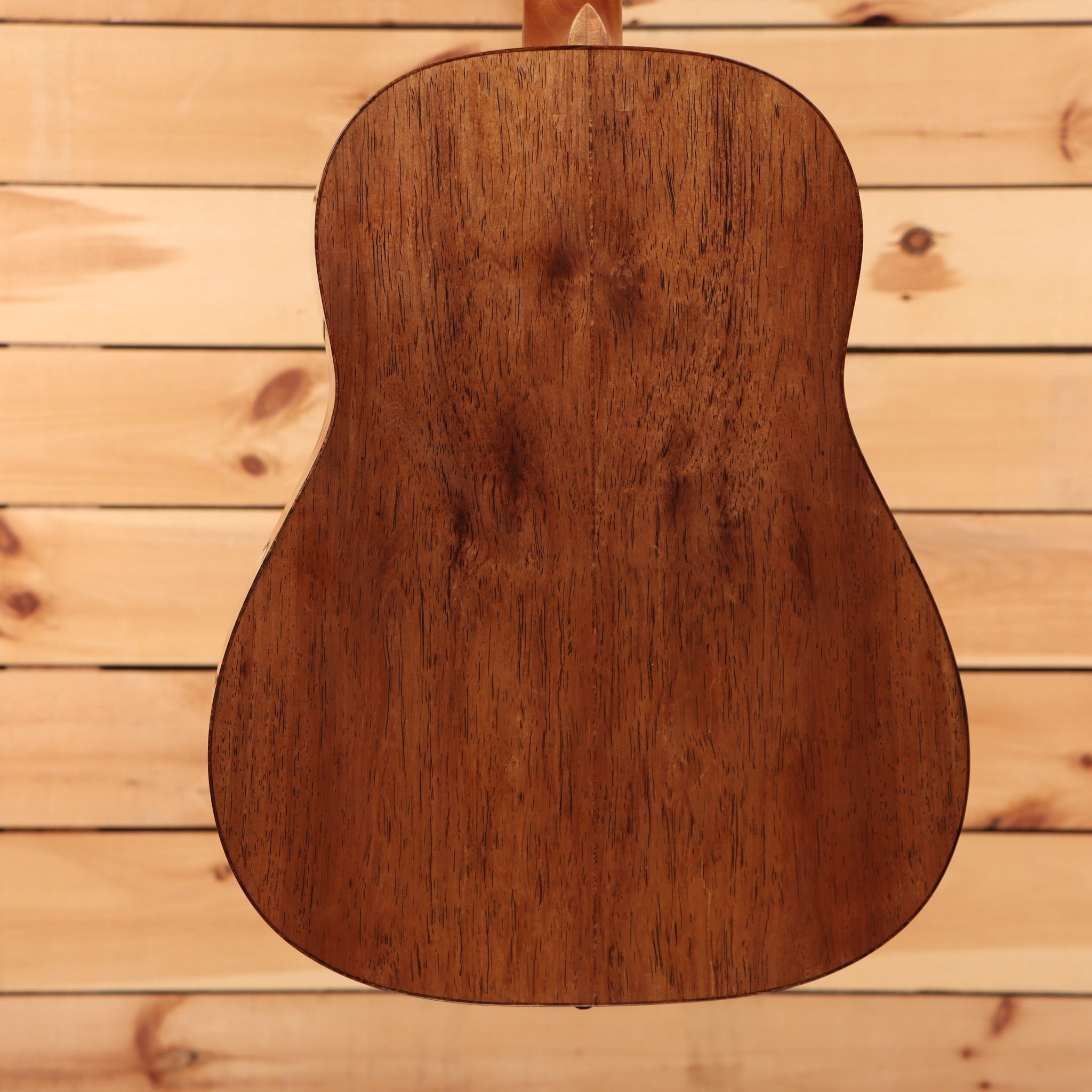 Gallagher SG70 Custom dreadnought acoustic guitar whiskey sunburst finish with mahogany back and sides