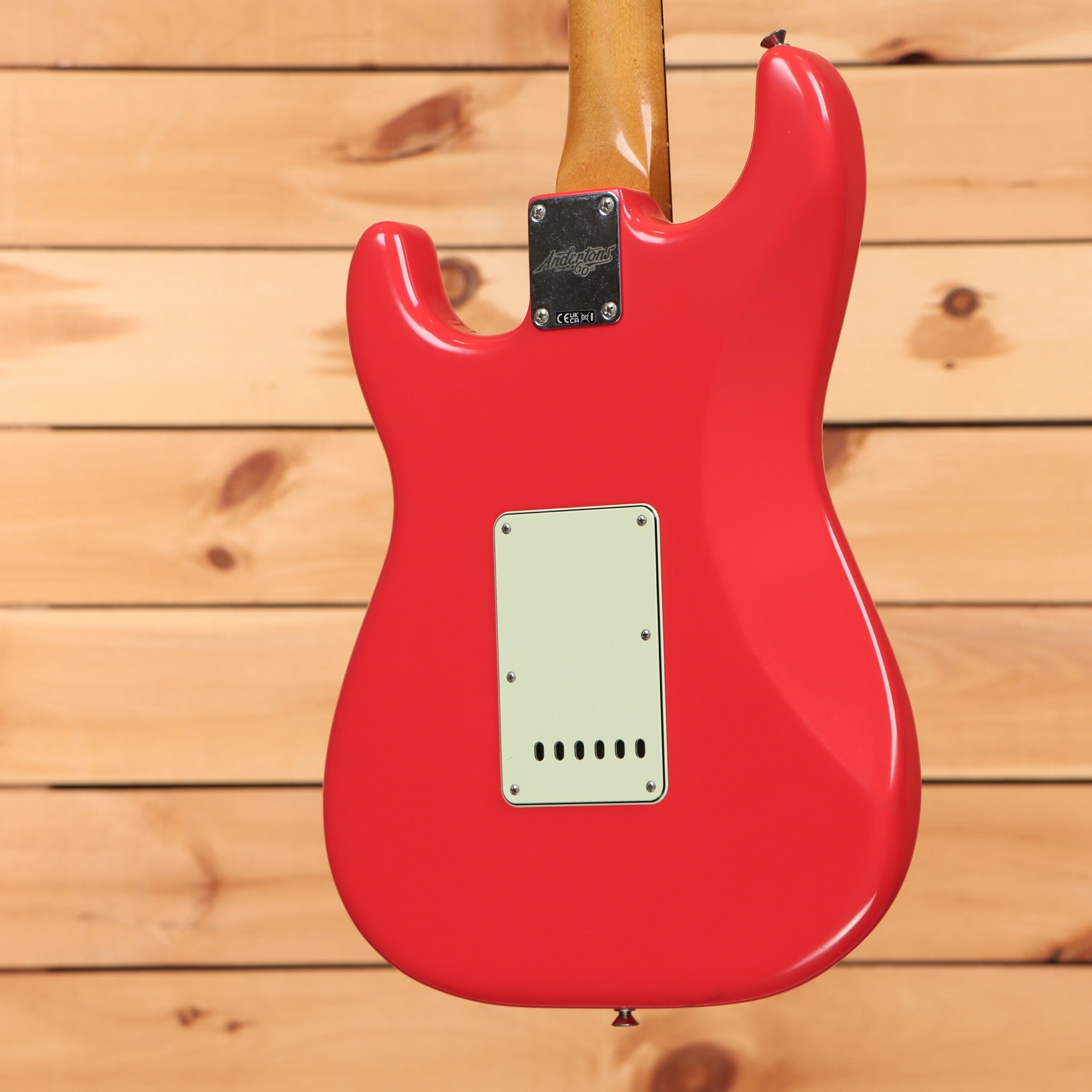 Pre-owned Fender '64 Road Worn Stratocaster electric guitar Aged Fiesta Red with mint green pickguard