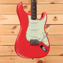 Pre-owned Fender '64 Road Worn Stratocaster electric guitar Aged Fiesta Red with mint green pickguard