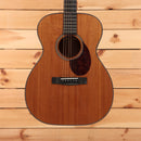Pre-owned Huss Dalton Tomm acoustic guitar natural finish with rosewood pickguard