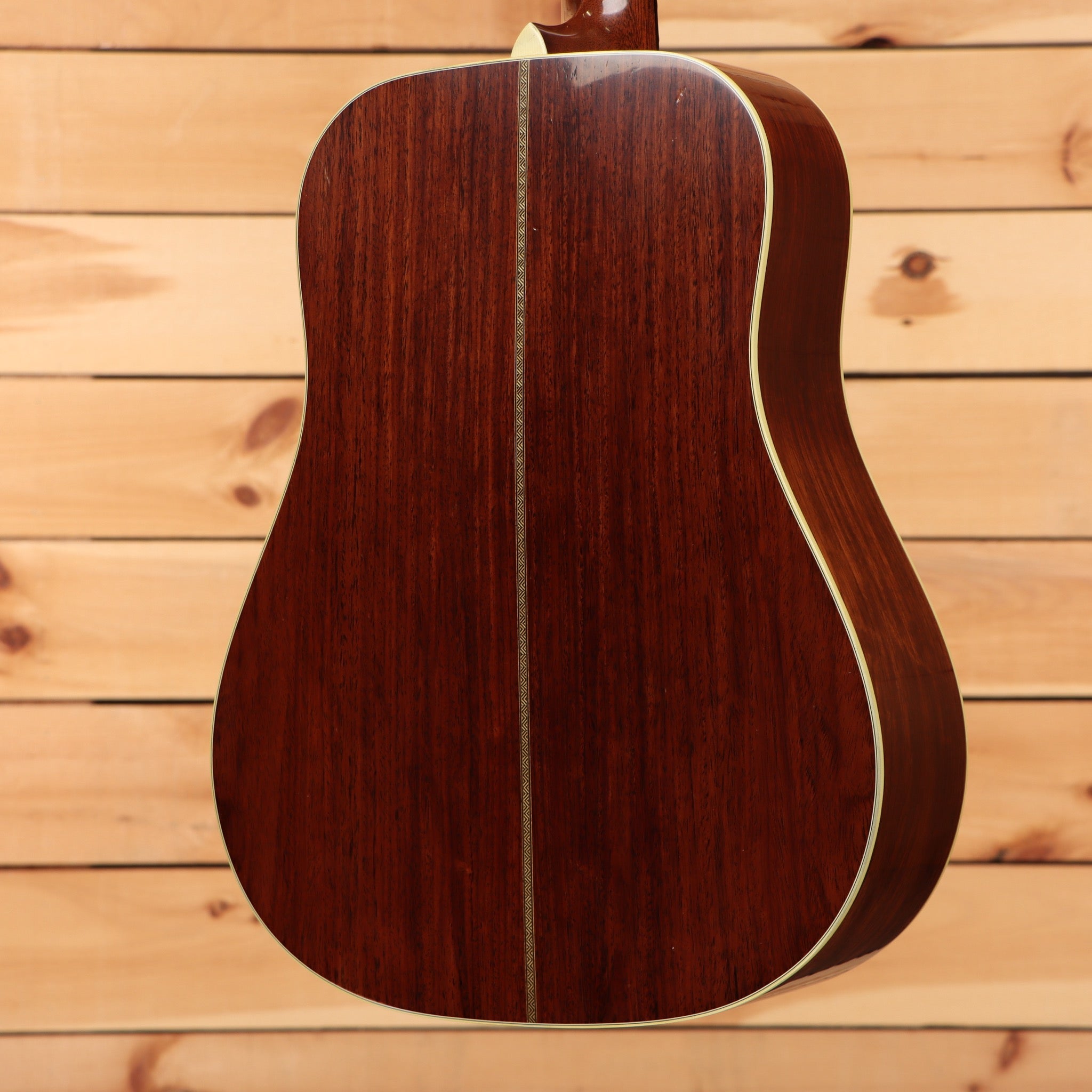 Pre-owned Martin D-28 Authentic 1937 dreadnought acoustic guitar aged vintage toner with rosewood back and sides