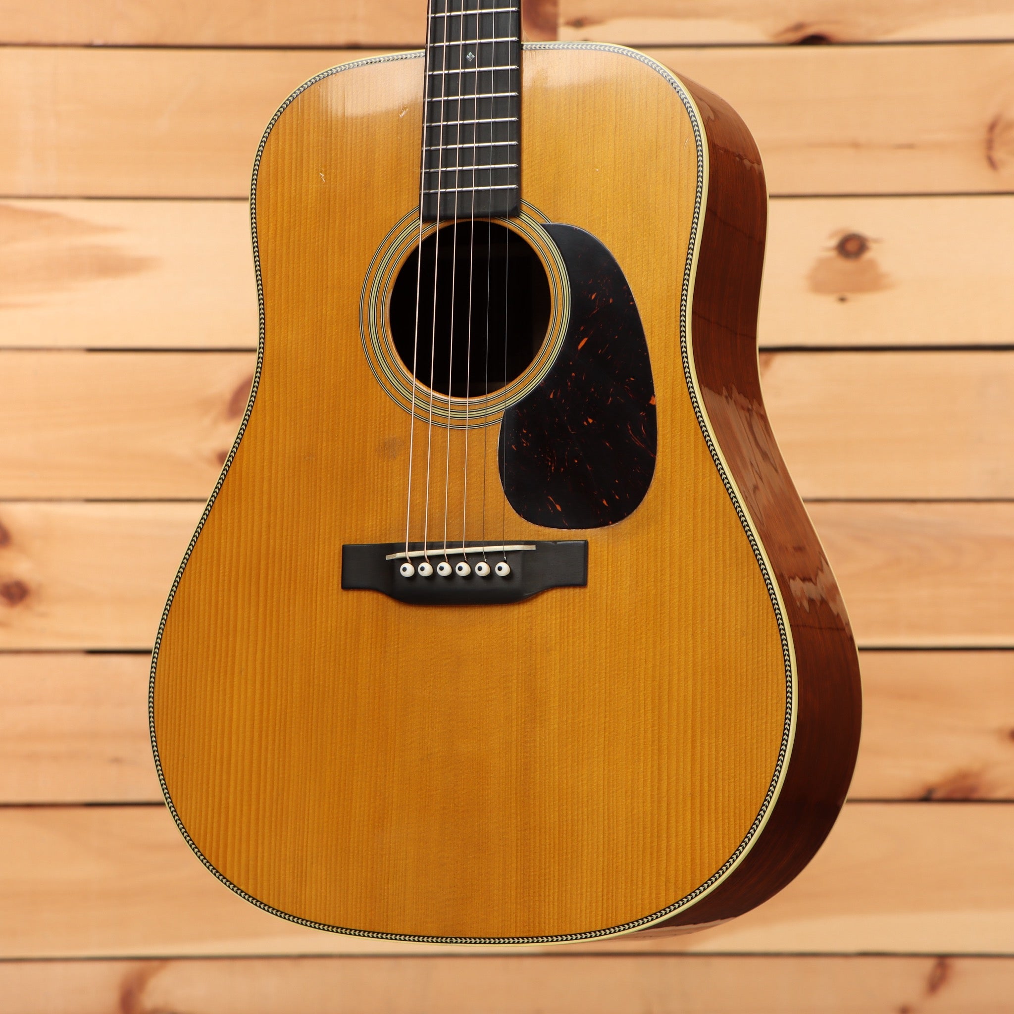 Martin D-28 Authentic 1937 dreadnought acoustic guitar aged vintage toner pre-owned with tortoiseshell pickguard