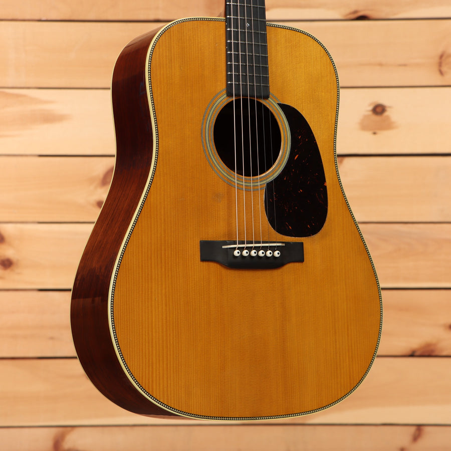 Pre-owned Martin D-28 Authentic 1937 dreadnought acoustic guitar aged vintage toner with abalone binding