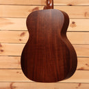 Martin 00-15M dreadnought acoustic guitar natural finish with rosewood back and sides
