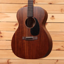 Martin 00015M concert acoustic guitar natural finish with mahogany back and sides