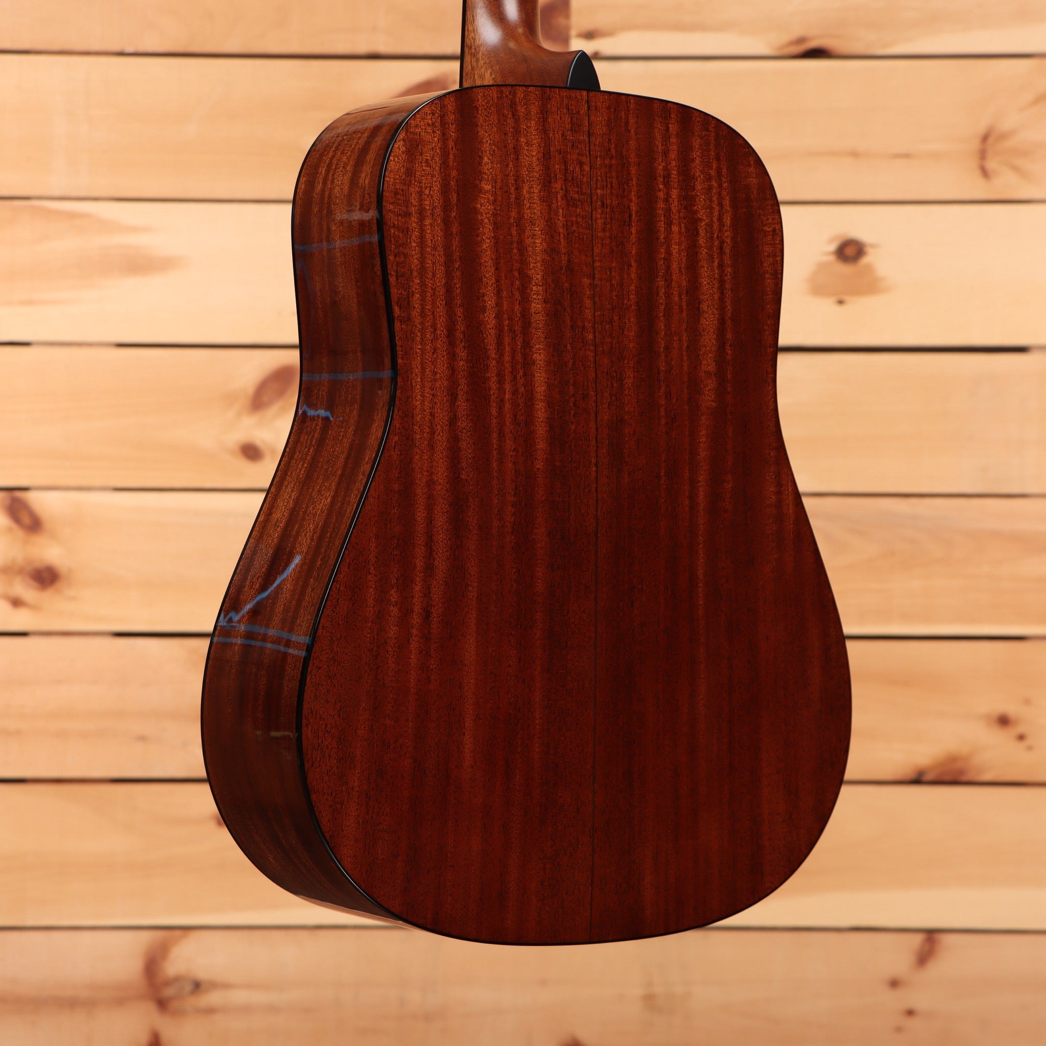 Martin D-18 dreadnought acoustic guitar natural finish with rosewood back and sides