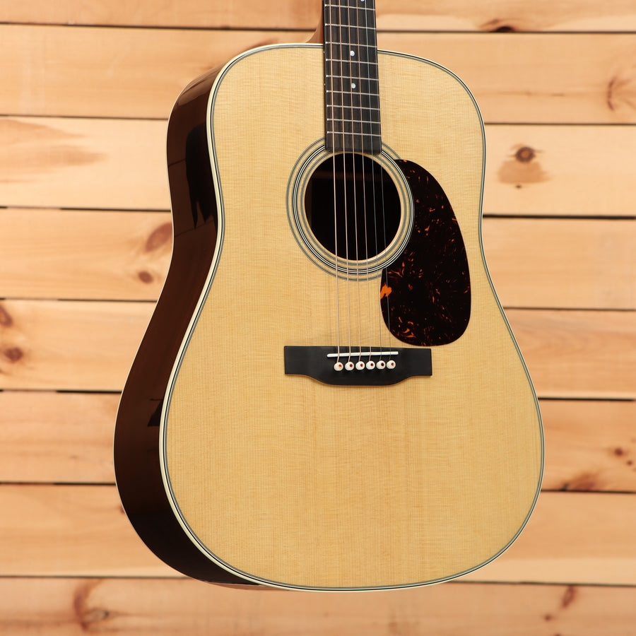 Martin D-28 dreadnought acoustic guitar Aging Toner with Sitka spruce top and tortoise pickguard