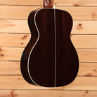 Martin 00-28 dreadnought acoustic guitar Aging Toner finish with white binding and rosewood back