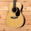 Martin 00-28 acoustic guitar aging toner finish with tortoiseshell pickguard