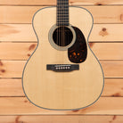 Martin 00-28 Modern Deluxe acoustic guitar natural finish with tortoiseshell pickguard