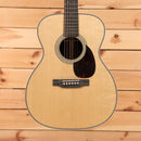 Martin OM28 Modern Deluxe acoustic guitar natural finish with blue binding