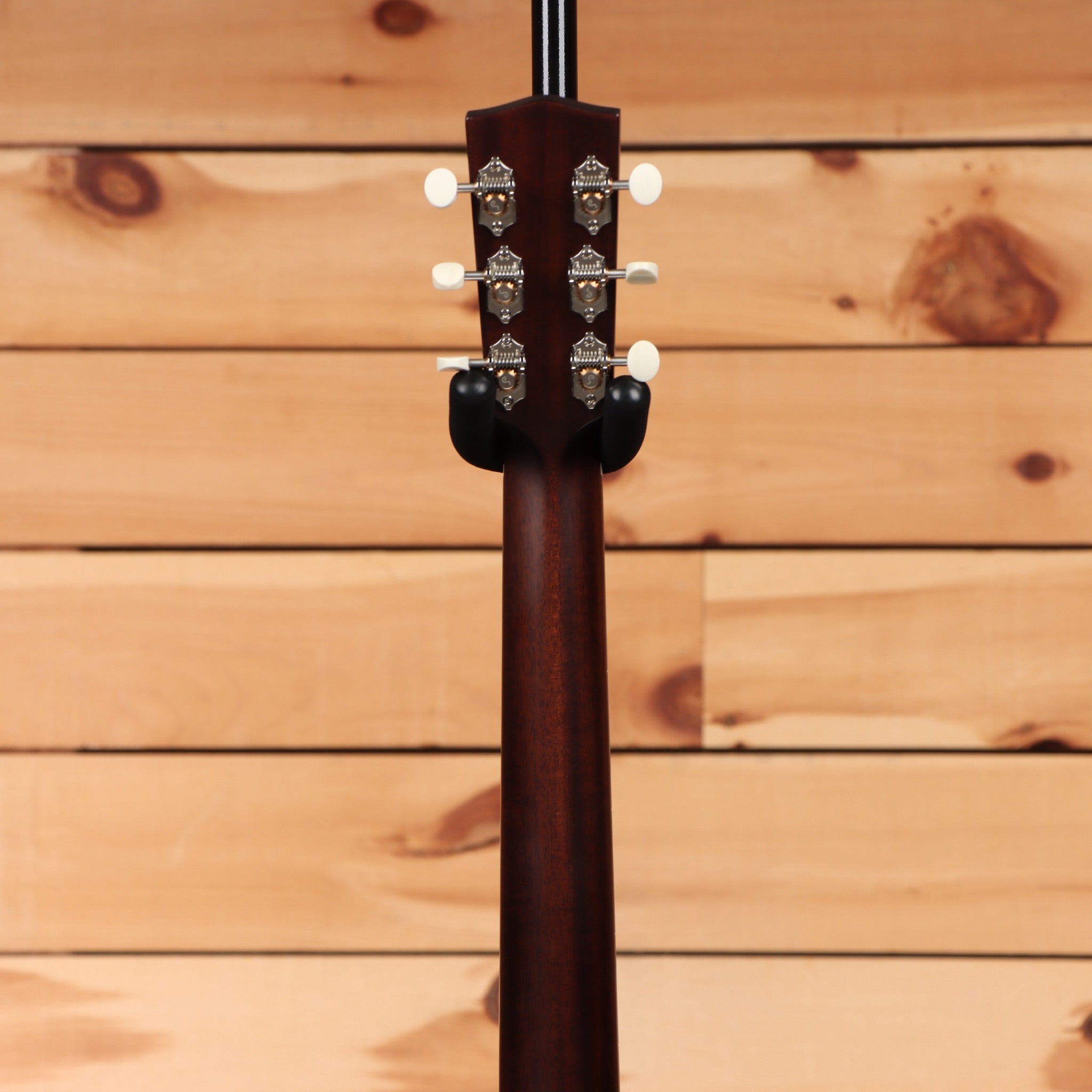 Bourgeois SD-STS dreadnought acoustic guitar sunburst finish with white pearl tuning pegs