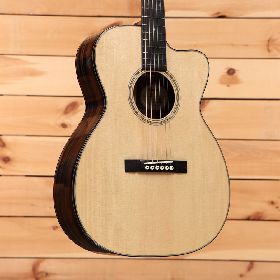 Bourgeois Touchstone Soloist OMC acoustic guitar natural finish with cutaway and rosewood back