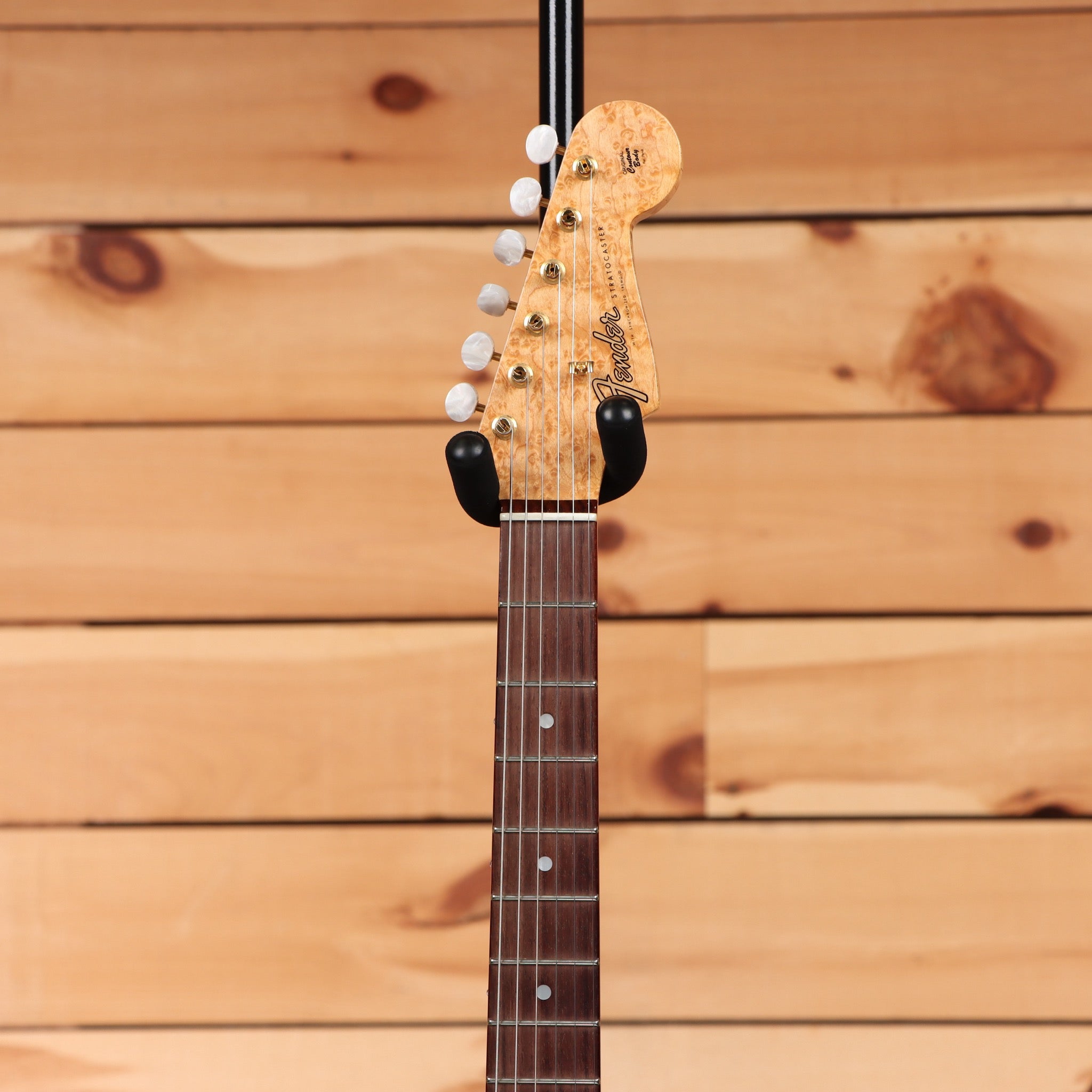 Pre-owned Fender Custom Shop 75th Anniversary Stratocaster electric guitar Diamond White Pearl with maple neck