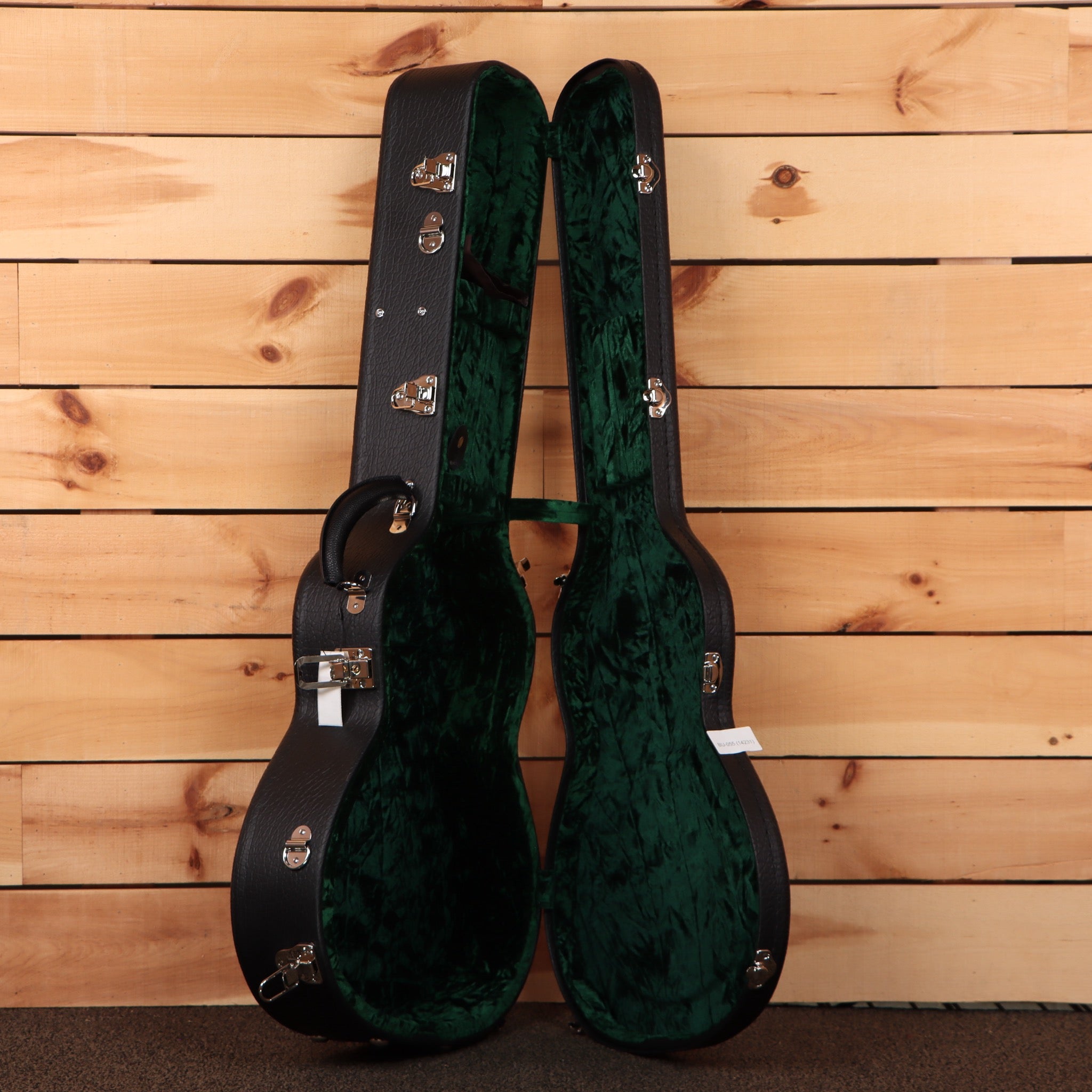 Bourgeois LDBSTS dreadnought acoustic guitar sunburst finish with green velvet-lined hardshell case