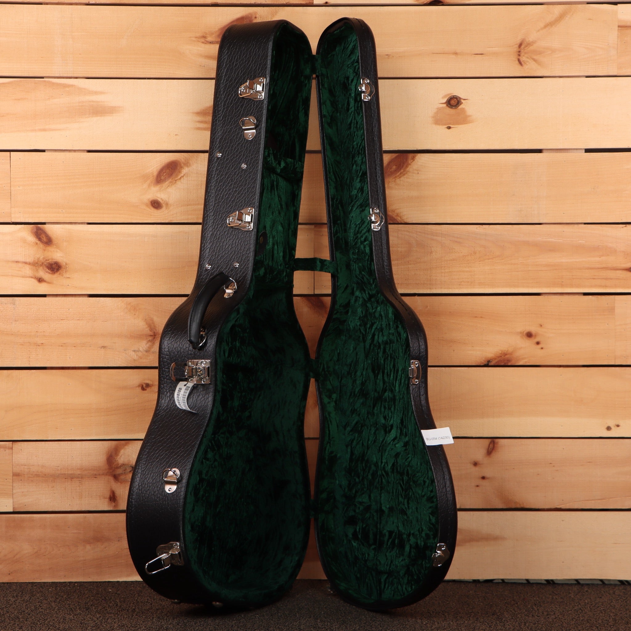 Bourgeois Touchstone Signature D acoustic guitar natural finish with green velvet interior case