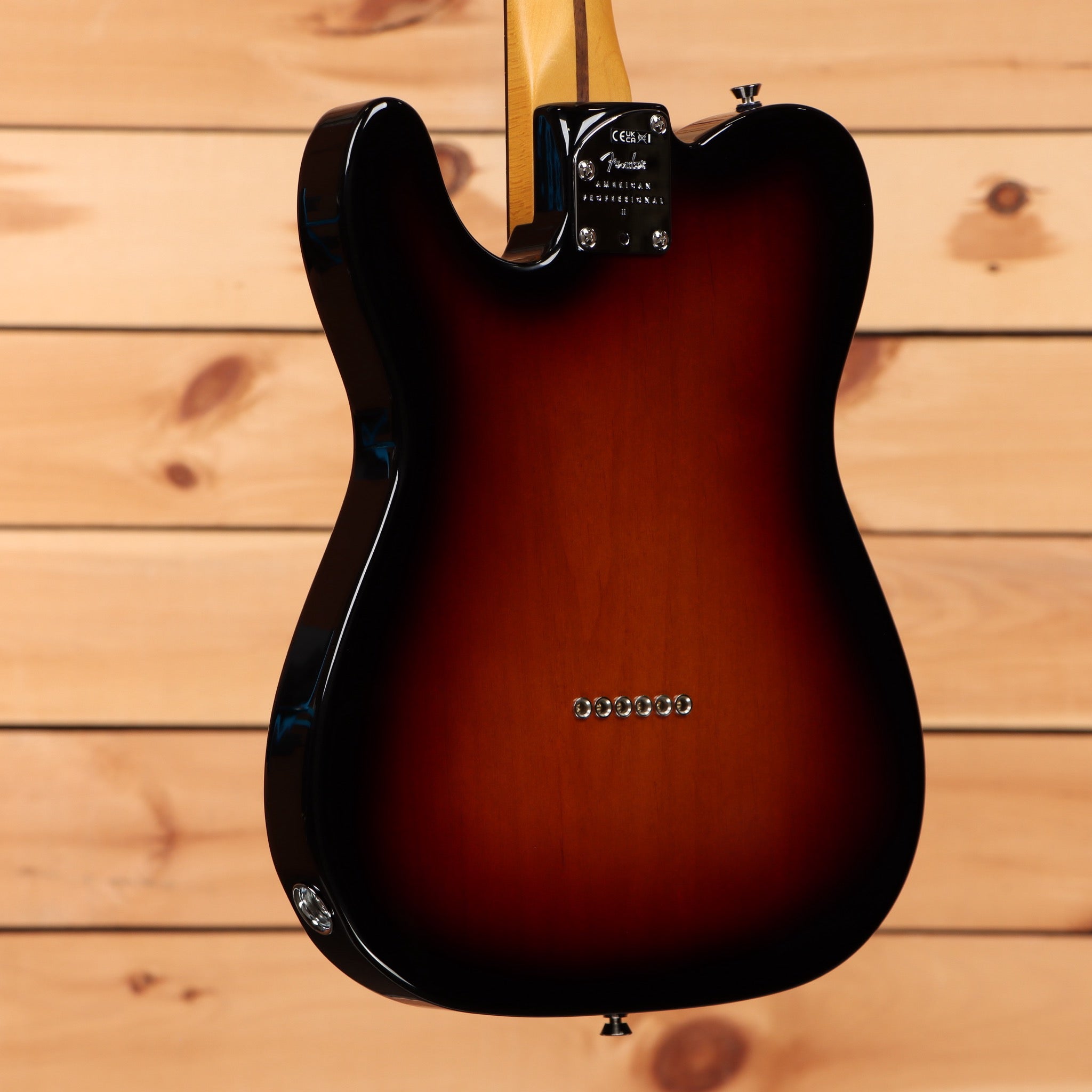 Fender American Professional II Telecaster electric guitar 3-Color Sunburst with single-coil pickups