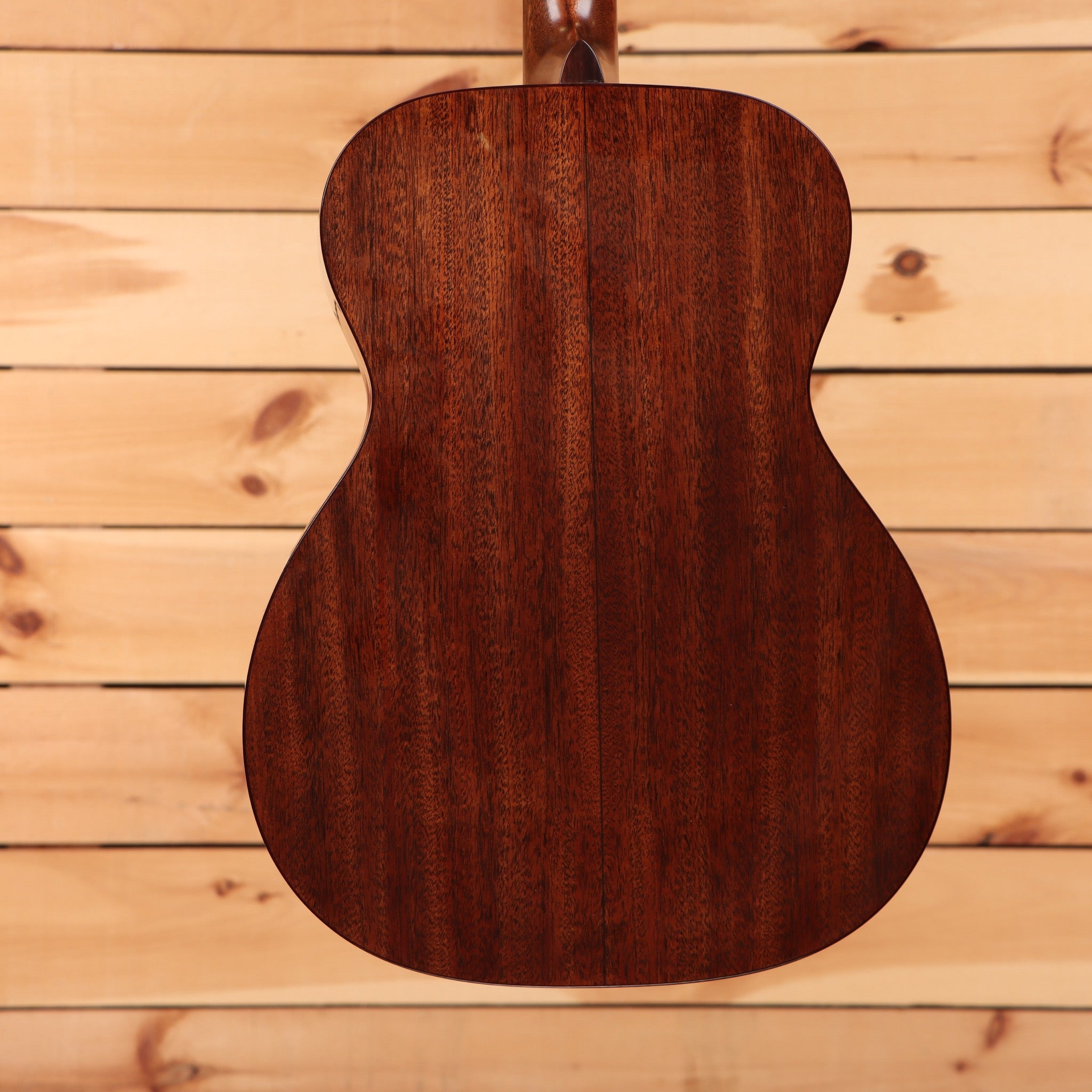 Martin 00-18 Modern Deluxe dreadnought acoustic guitar natural finish with mahogany back and sides