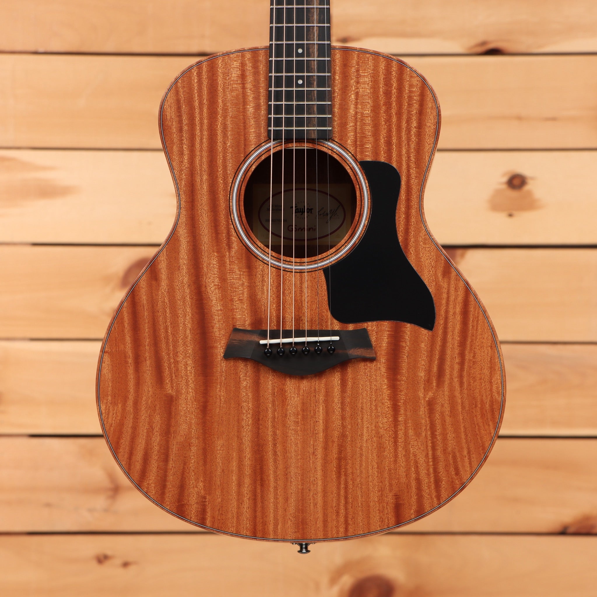 Taylor GS Mini mahogany natural acoustic guitar with rosewood fretboard and binding