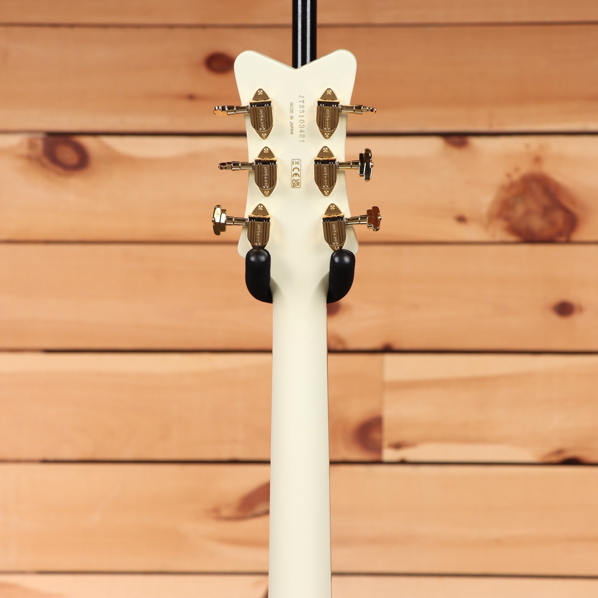 Gretsch G6134T-58 Vintage Select '58 Penguin hollowbody Vintage White back headstock with gold tuners
